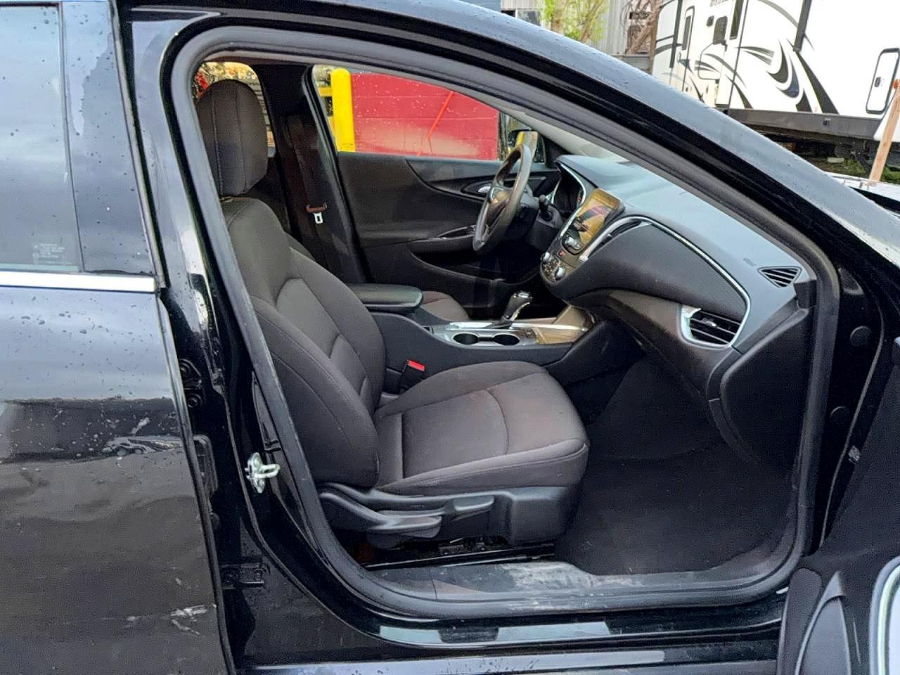 2019 Chevrolet Malibu Lt - zdjęcie 5