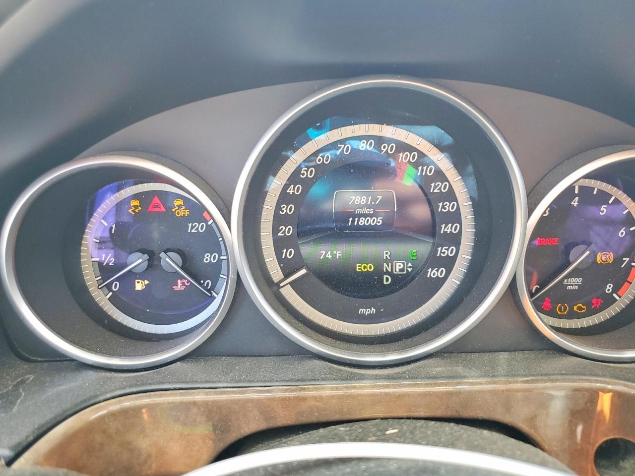 2014 Mercedes-Benz E 350 - zdjęcie 9