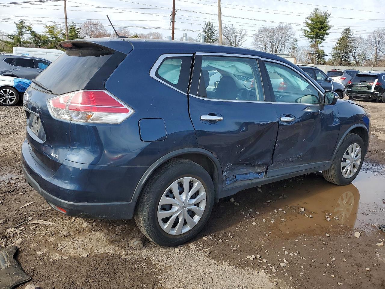 2015 Nissan Rogue S - zdjęcie 3