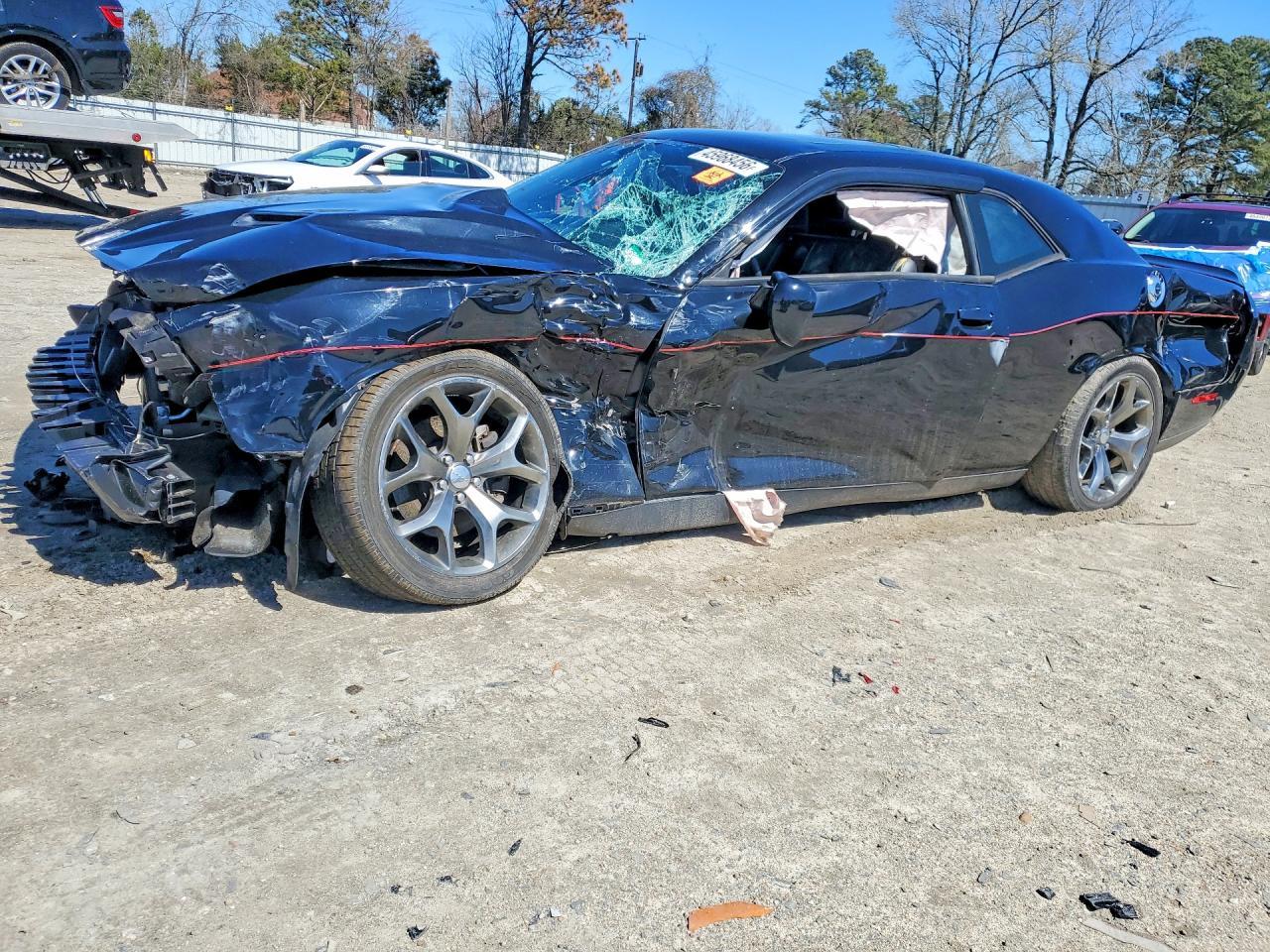 2016 Dodge Challenger Sxt - zdjęcie główne