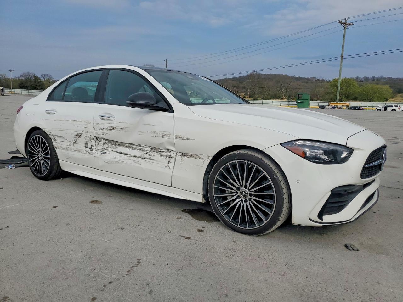 2023 Mercedes-Benz C 300 - zdjęcie 4