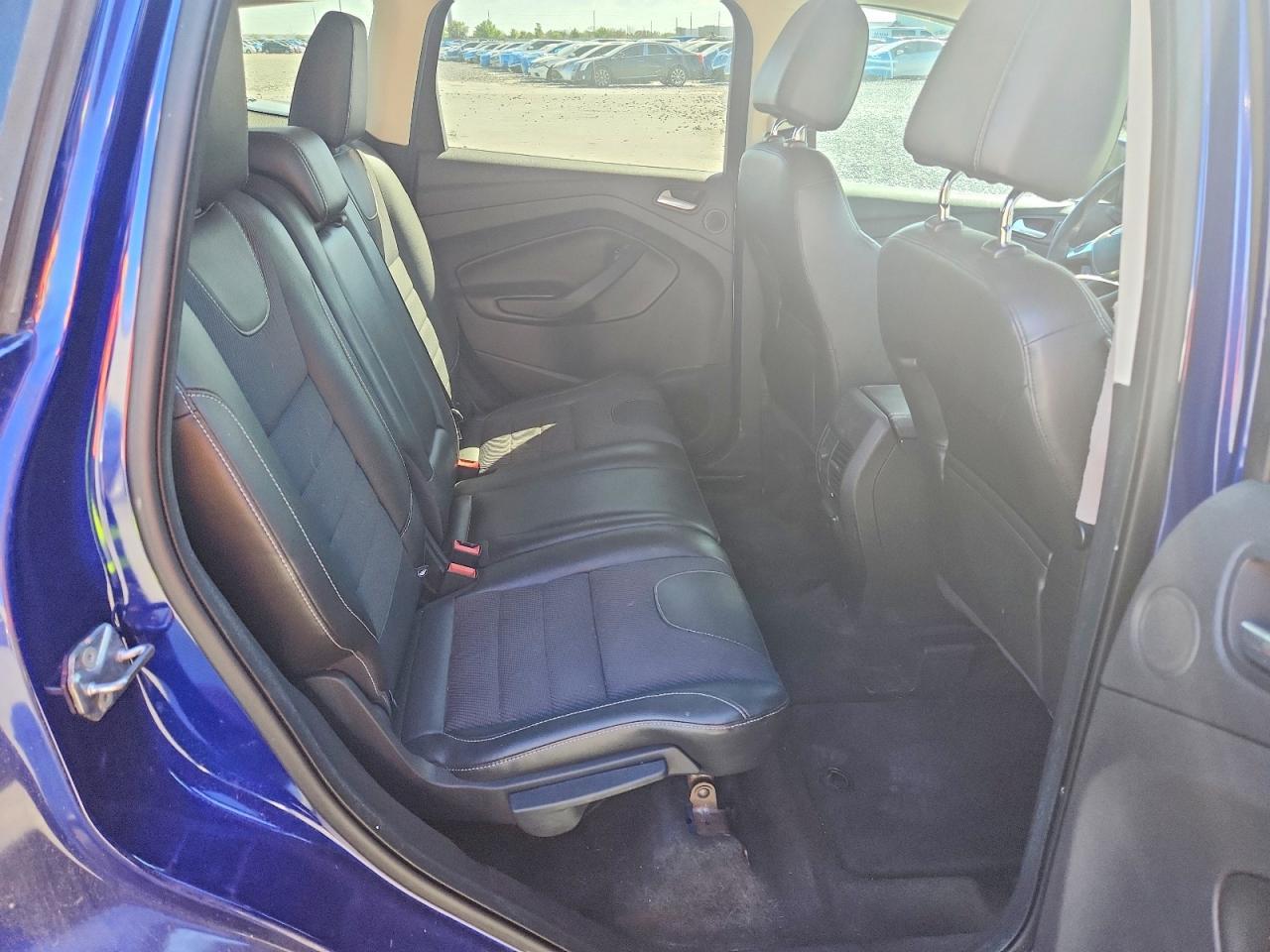 2013 Ford Escape Titanium - zdjęcie 10