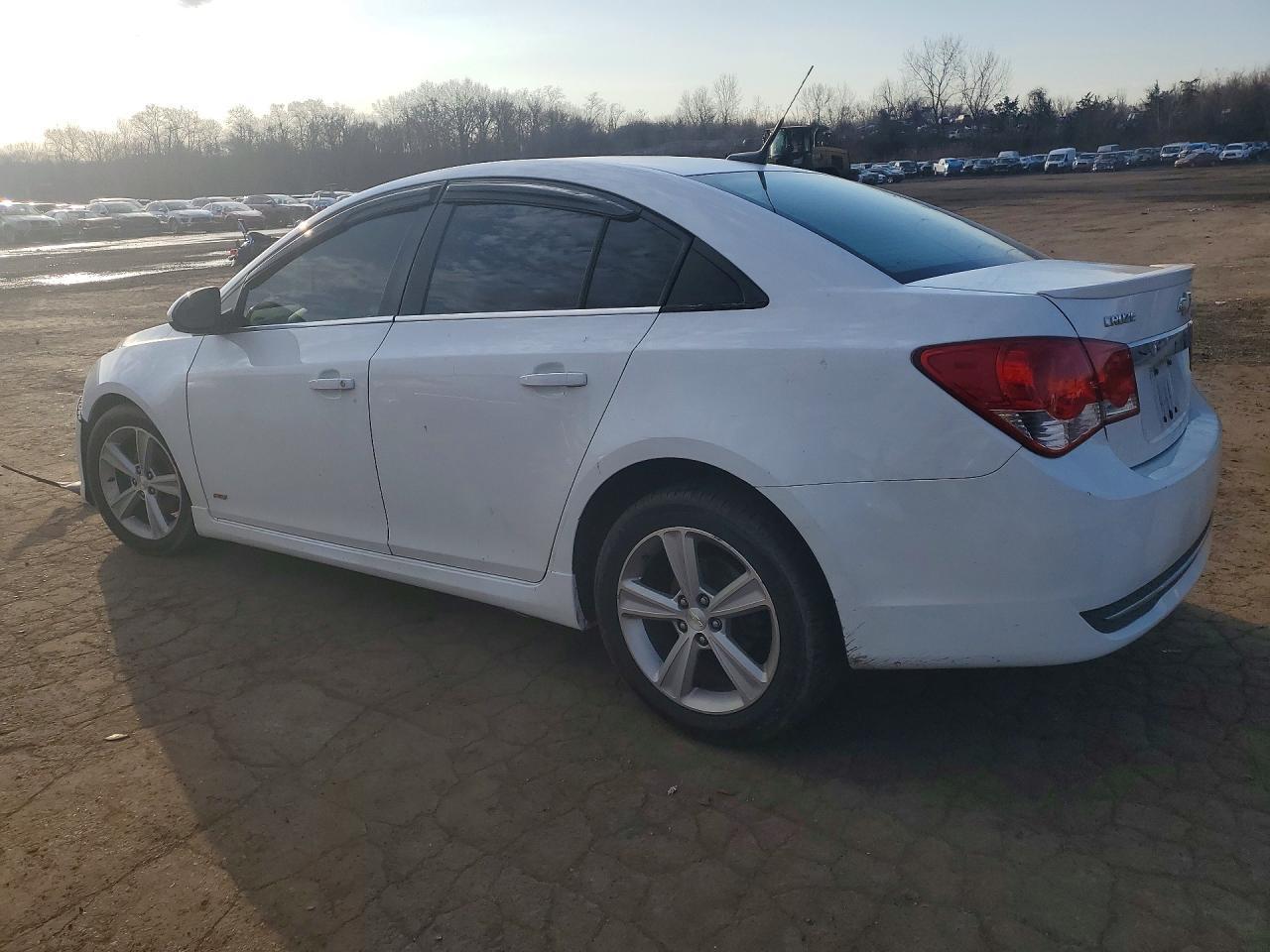 2014 Chevrolet Cruze Lt - zdjęcie 2