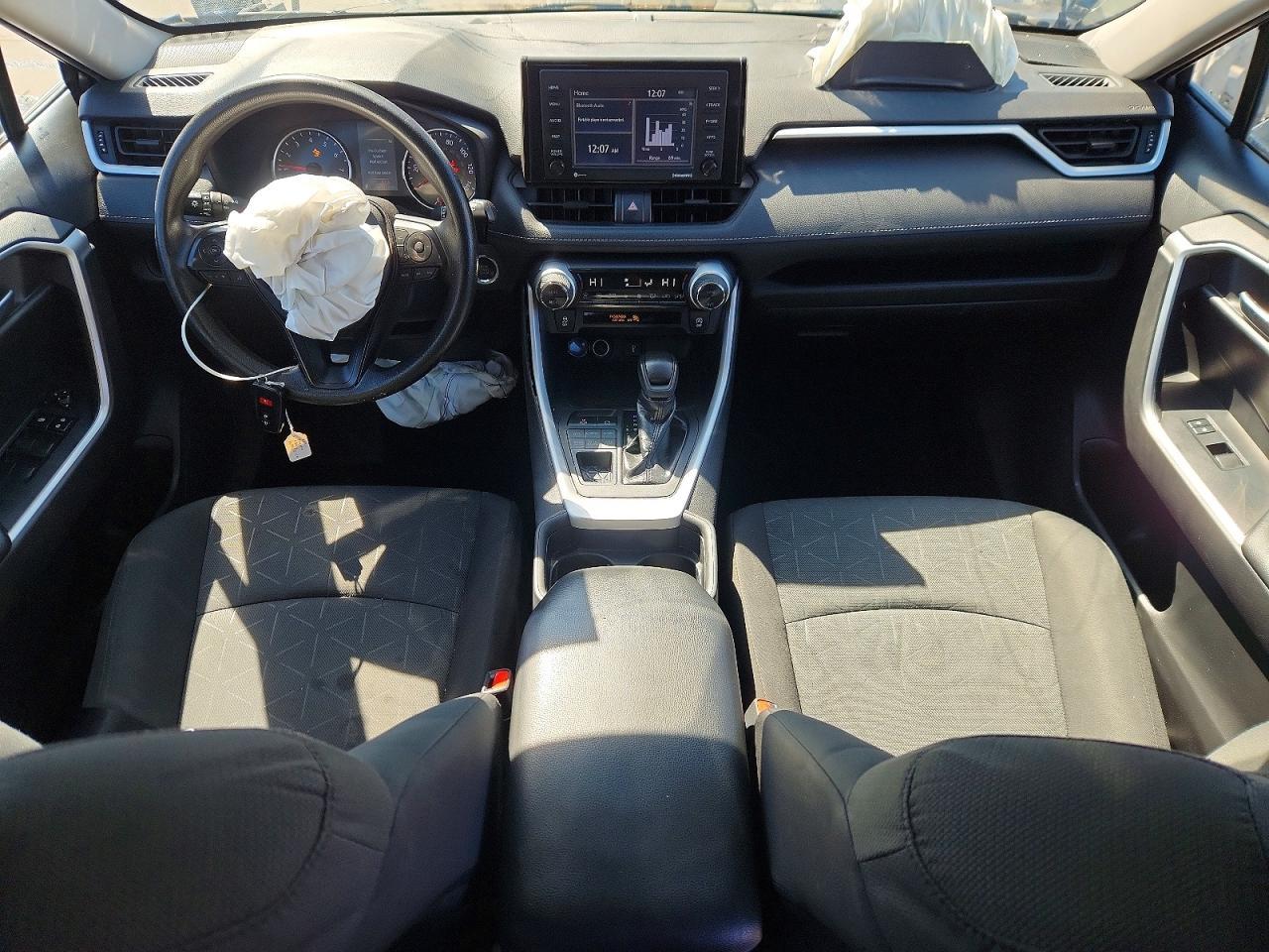 2021 Toyota Rav4 Xle - zdjęcie 8