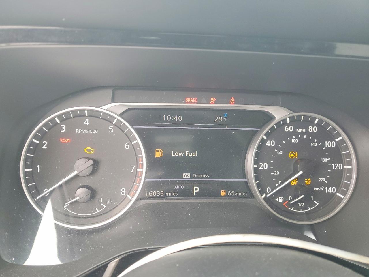 2025 Nissan Pathfinder Sl - zdjęcie 9