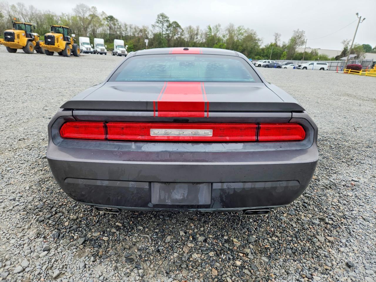 2014 Dodge Challenger Sxt - zdjęcie 6