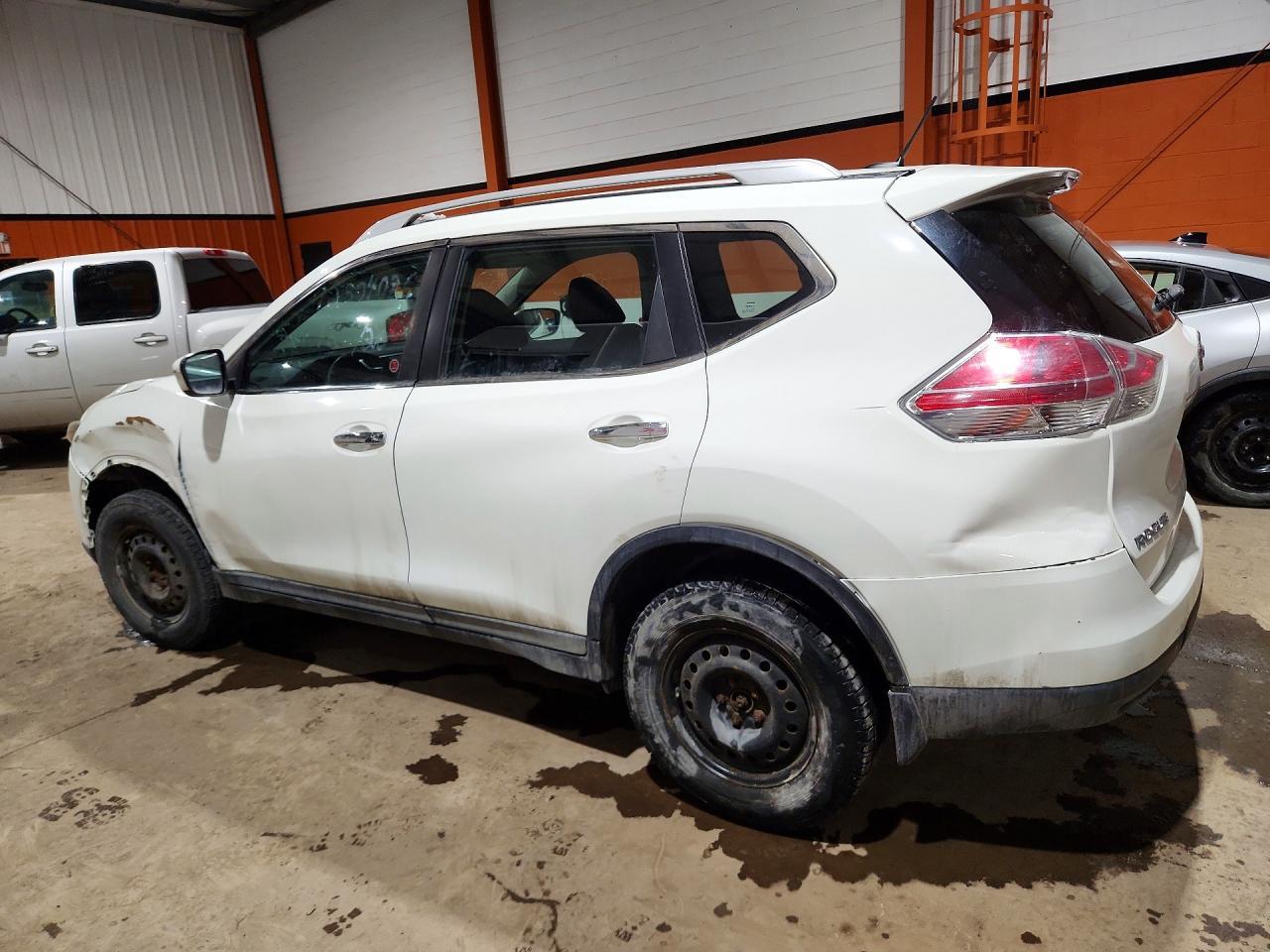 2016 Nissan Rogue S - zdjęcie 2