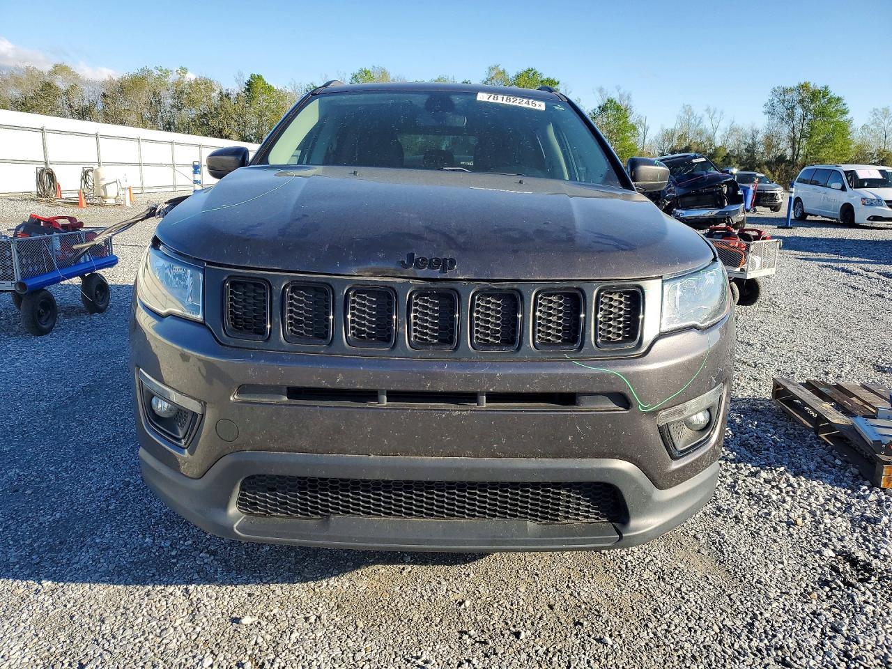 2020 Jeep Compass Latitude - zdjęcie 5