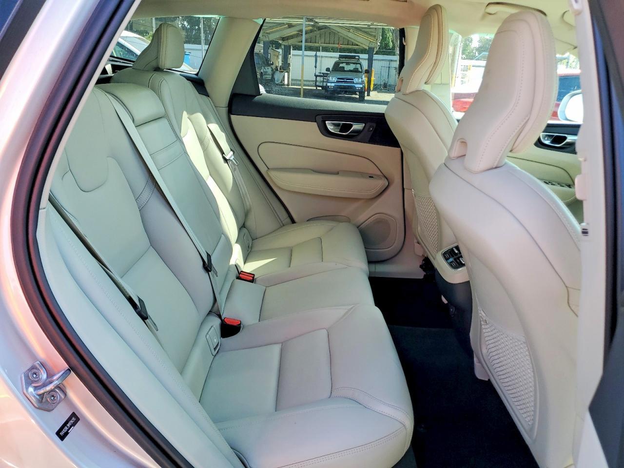 2021 Volvo Xc60 T5 Inscription - zdjęcie 11