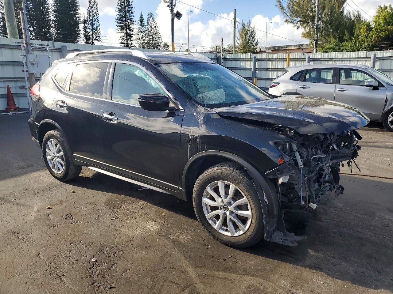 2018 Nissan Rogue Sv - zdjęcie 4