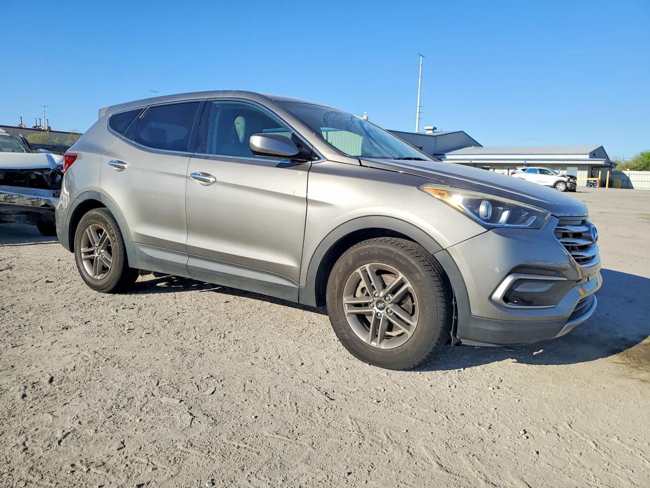 2017 Hyundai Santa Fe Sport 2.4L - zdjęcie 4