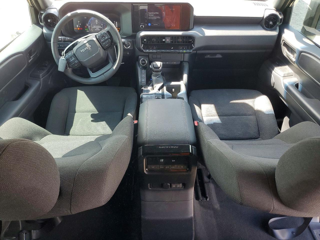 2025 Toyota Land Cruiser 1958 - zdjęcie 8