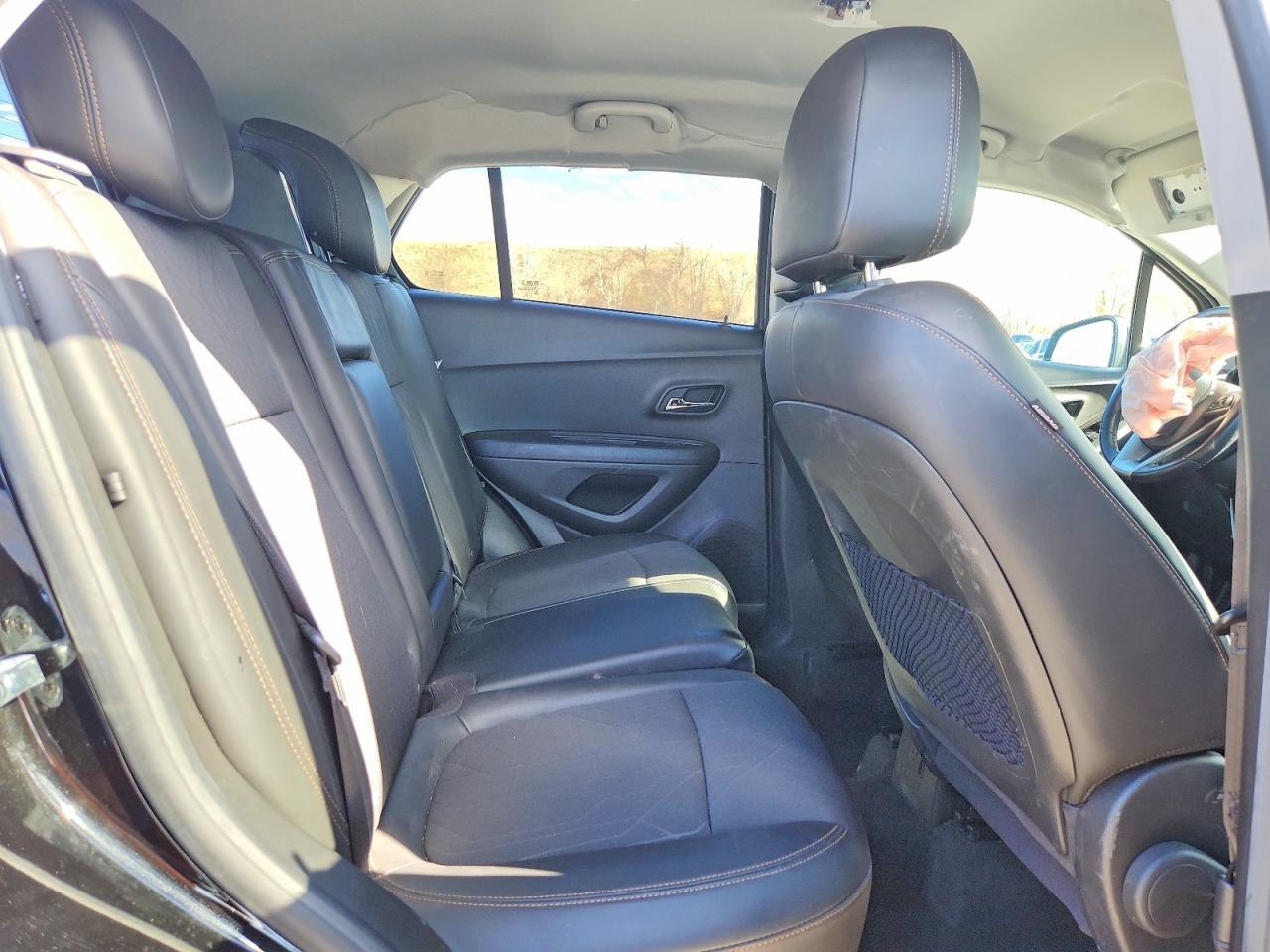 2020 Chevrolet Trax 1Lt - zdjęcie 11