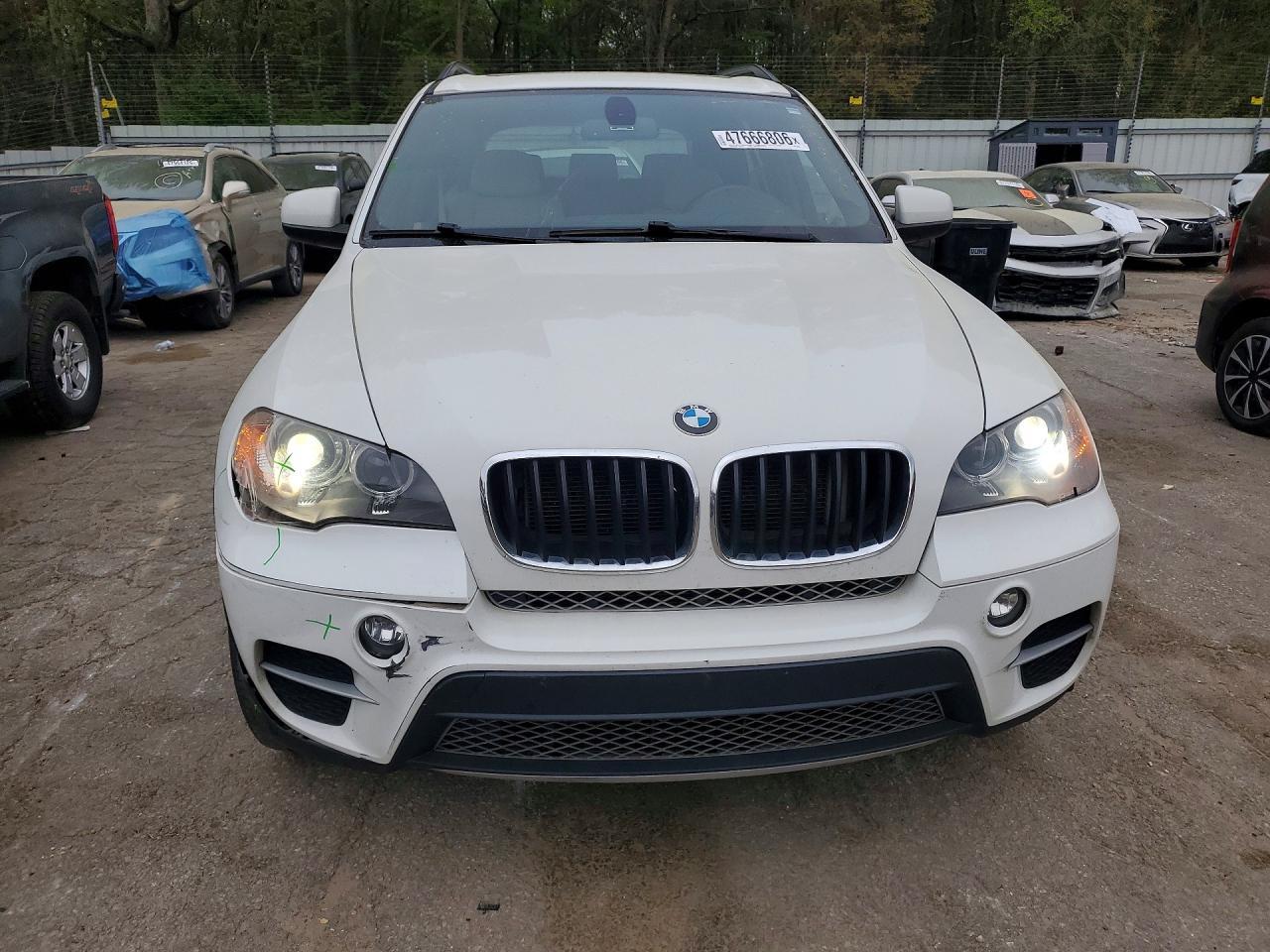 2013 BMW X5 xDrive35I - zdjęcie 5
