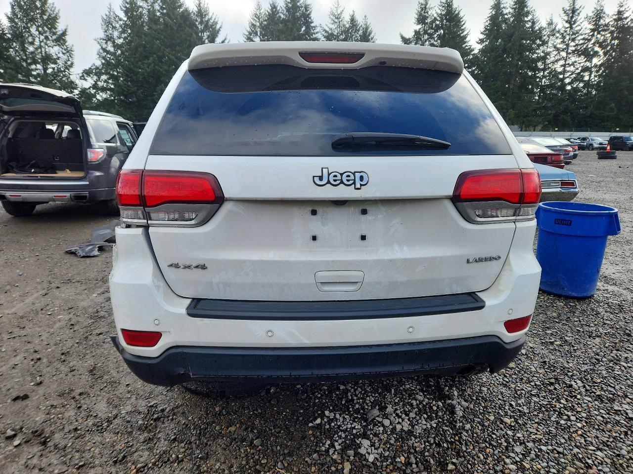 2020 Jeep Grand Cherokee Laredo - zdjęcie 6