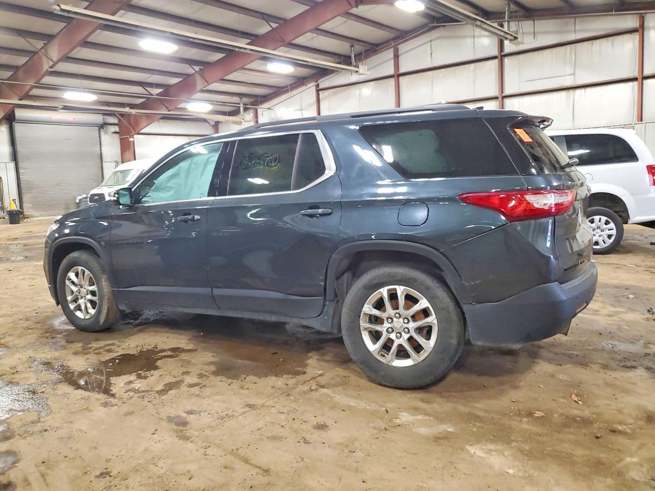 2019 Chevrolet Traverse Lt - zdjęcie 2