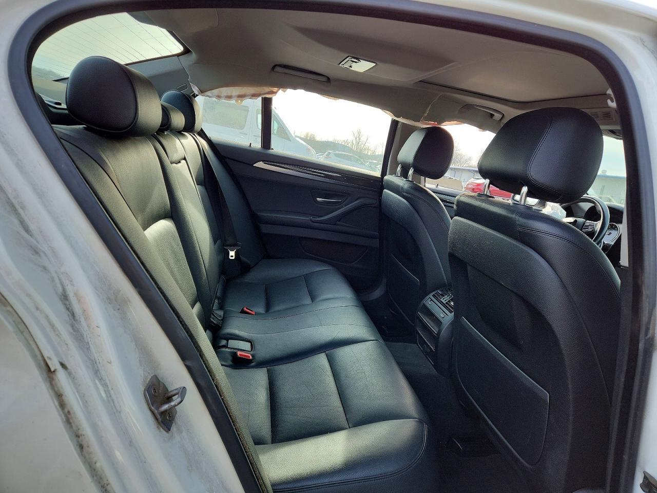 2016 BMW 528 Xi - zdjęcie 10