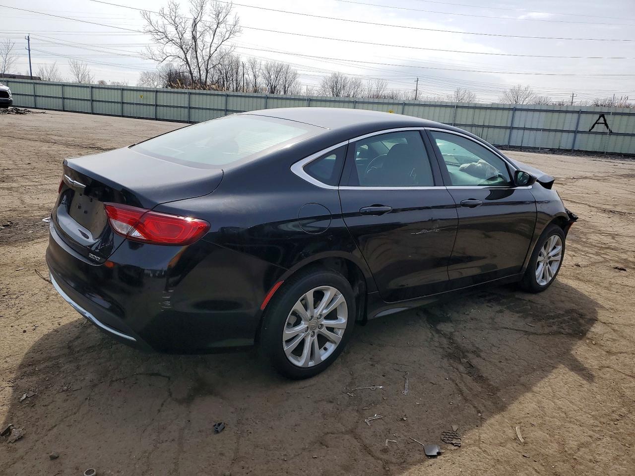 2015 Chrysler 200 Limited - zdjęcie 3