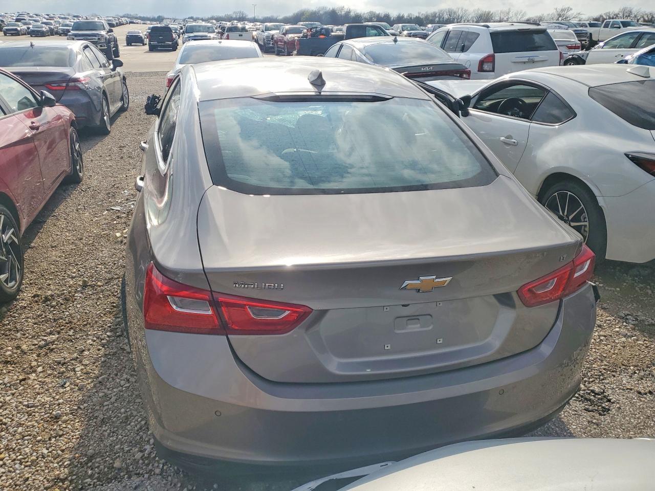 2024 Chevrolet Malibu Lt - zdjęcie 6