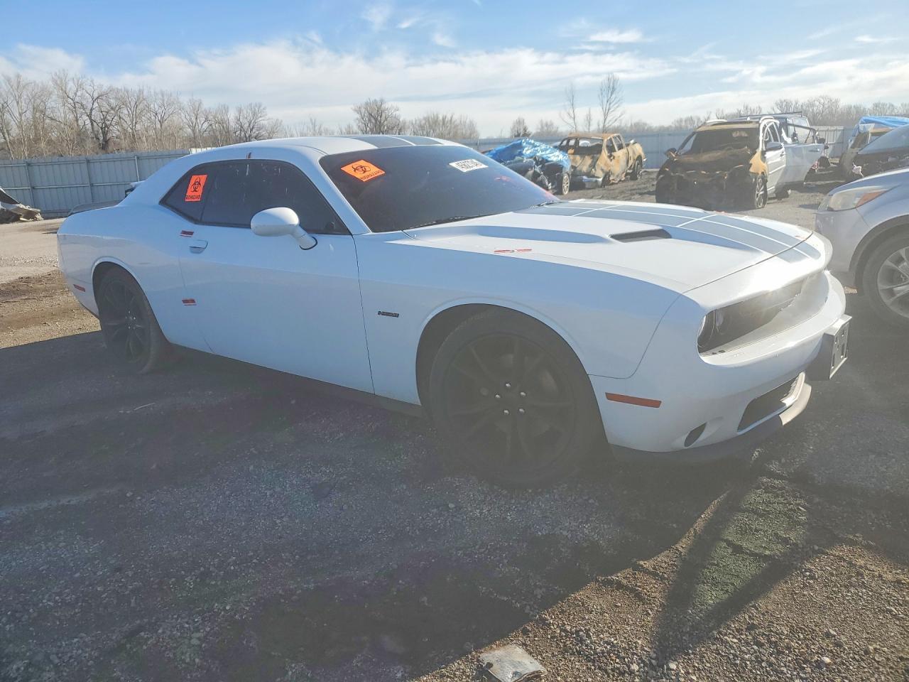 2016 Dodge Challenger R - zdjęcie 4