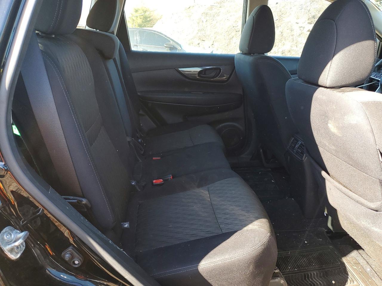 2020 Nissan Rogue S - zdjęcie 11