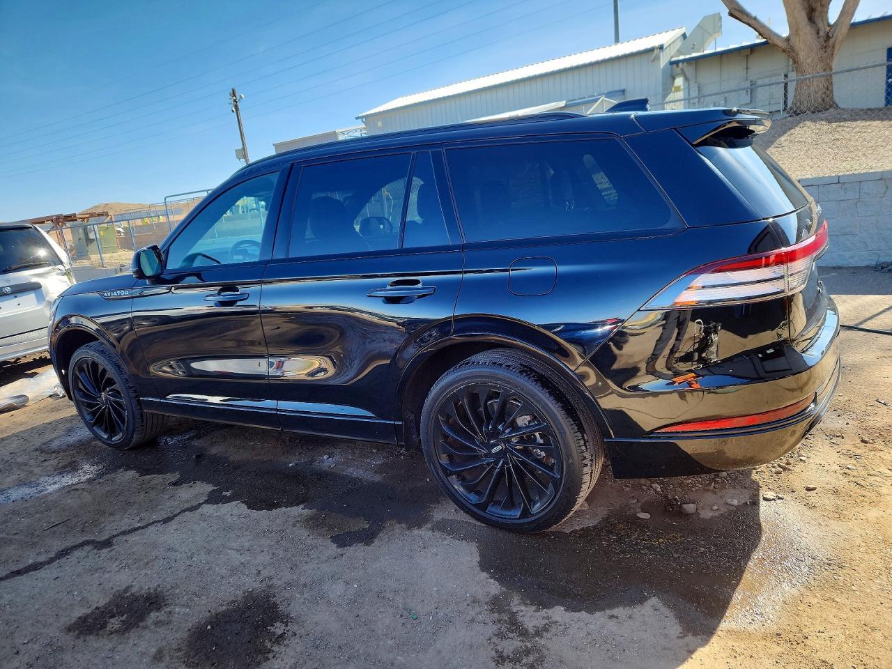 2025 Lincoln Aviator Reserve - zdjęcie 2