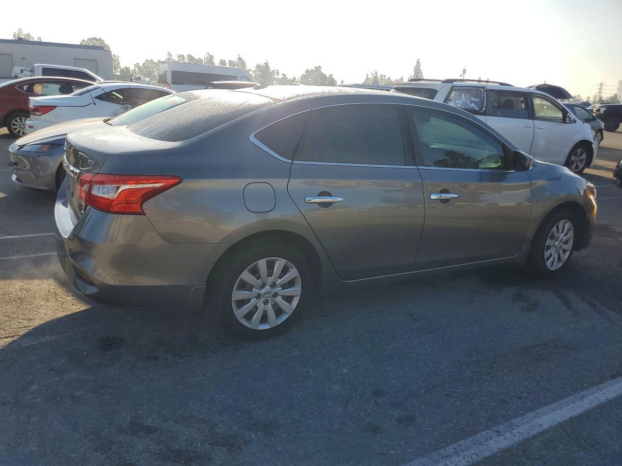 2017 Nissan Sentra Sv - zdjęcie 3