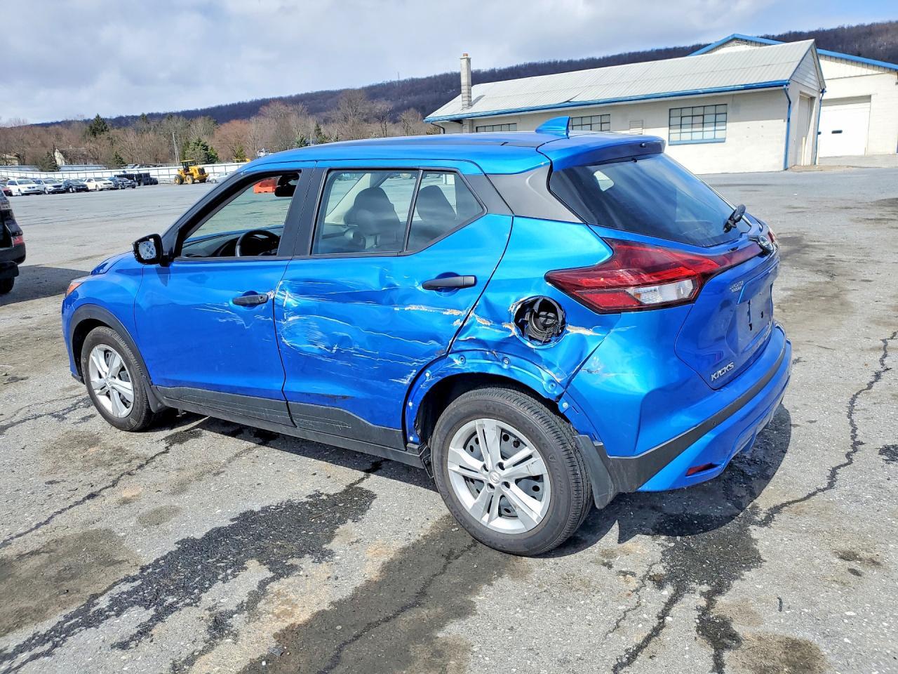 2024 Nissan Kicks S - zdjęcie 2