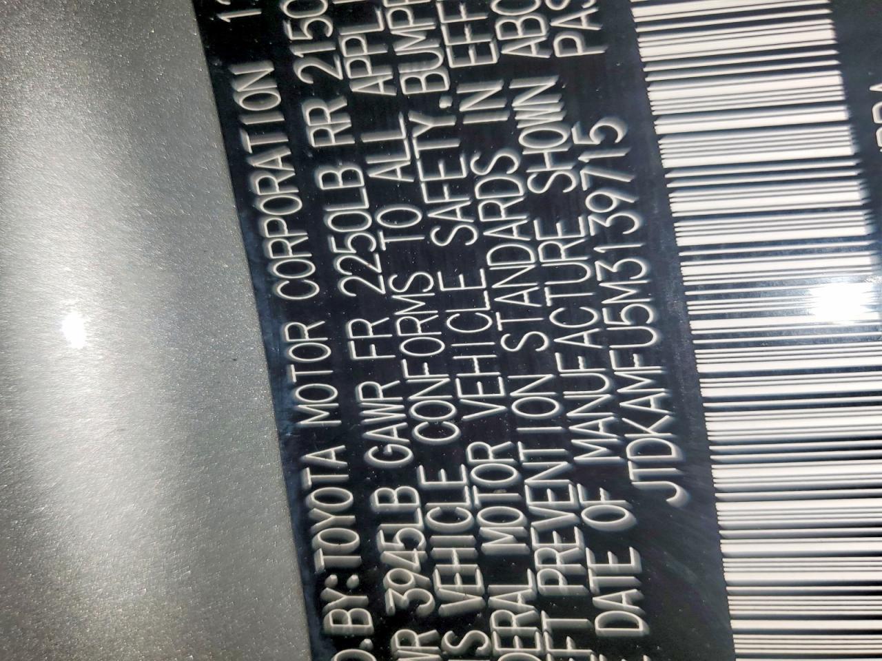 2021 Toyota Prius L Eco - zdjęcie 14