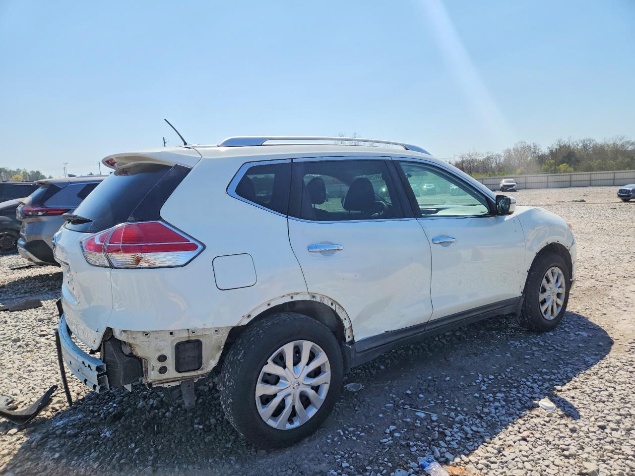 2016 Nissan Rogue S - zdjęcie 3