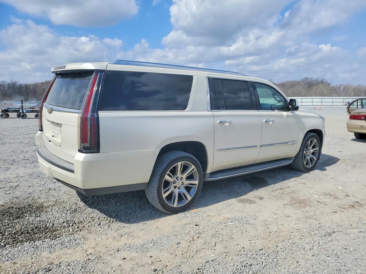 2015 Cadillac Escalade Esv Luxury - zdjęcie 3