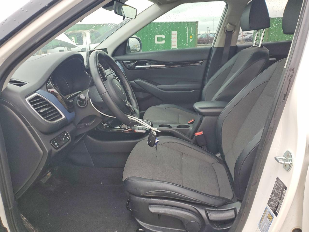 2022 Kia Seltos S - zdjęcie 7