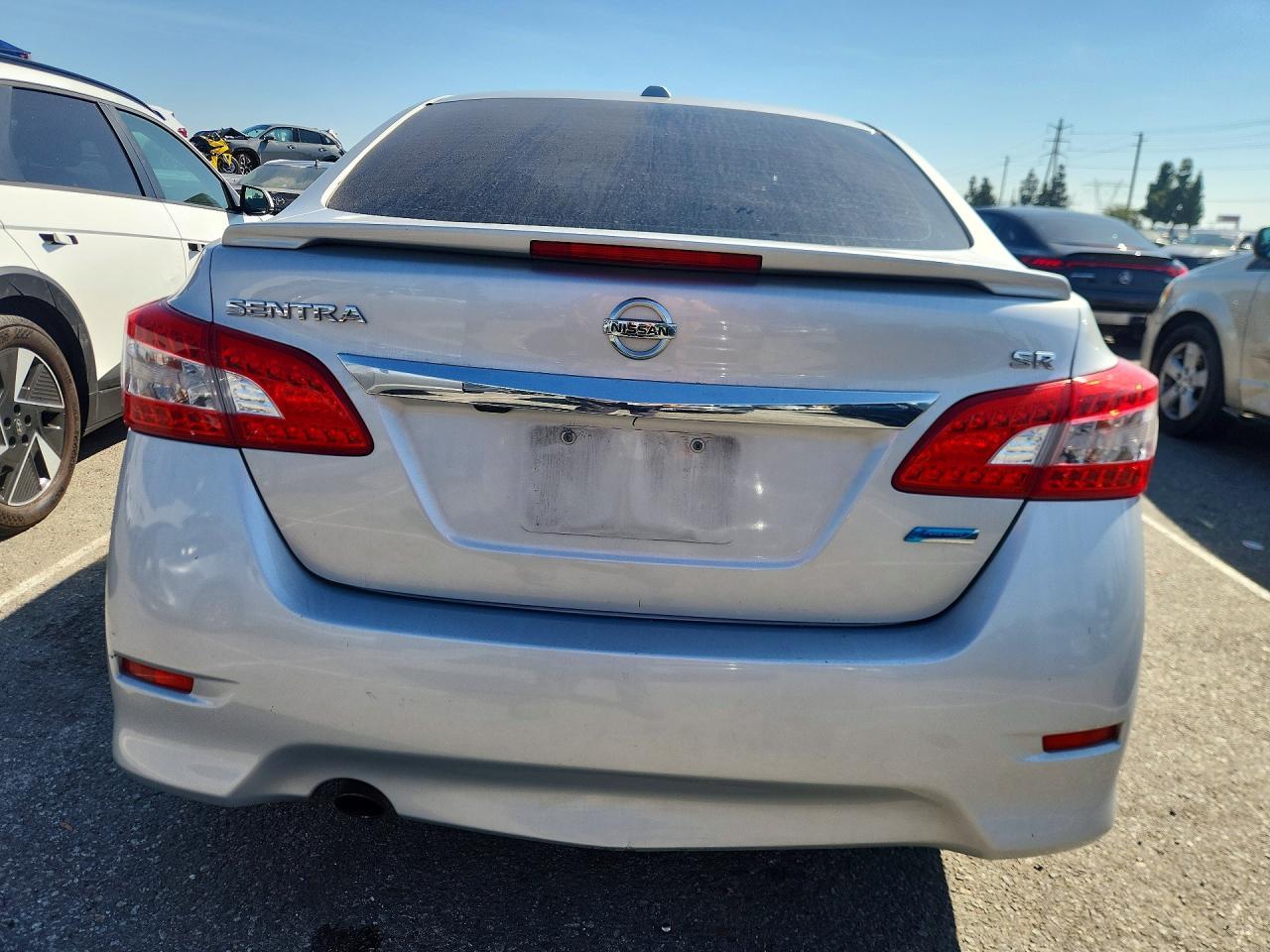 2013 Nissan Sentra S - zdjęcie 6