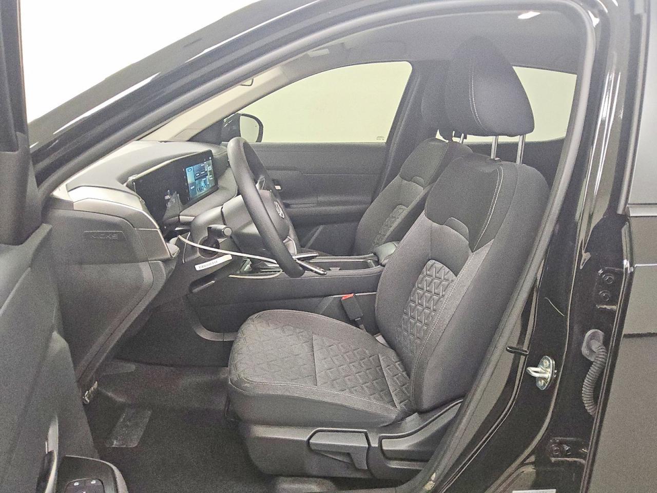 2025 Nissan Kicks Sv - zdjęcie 7