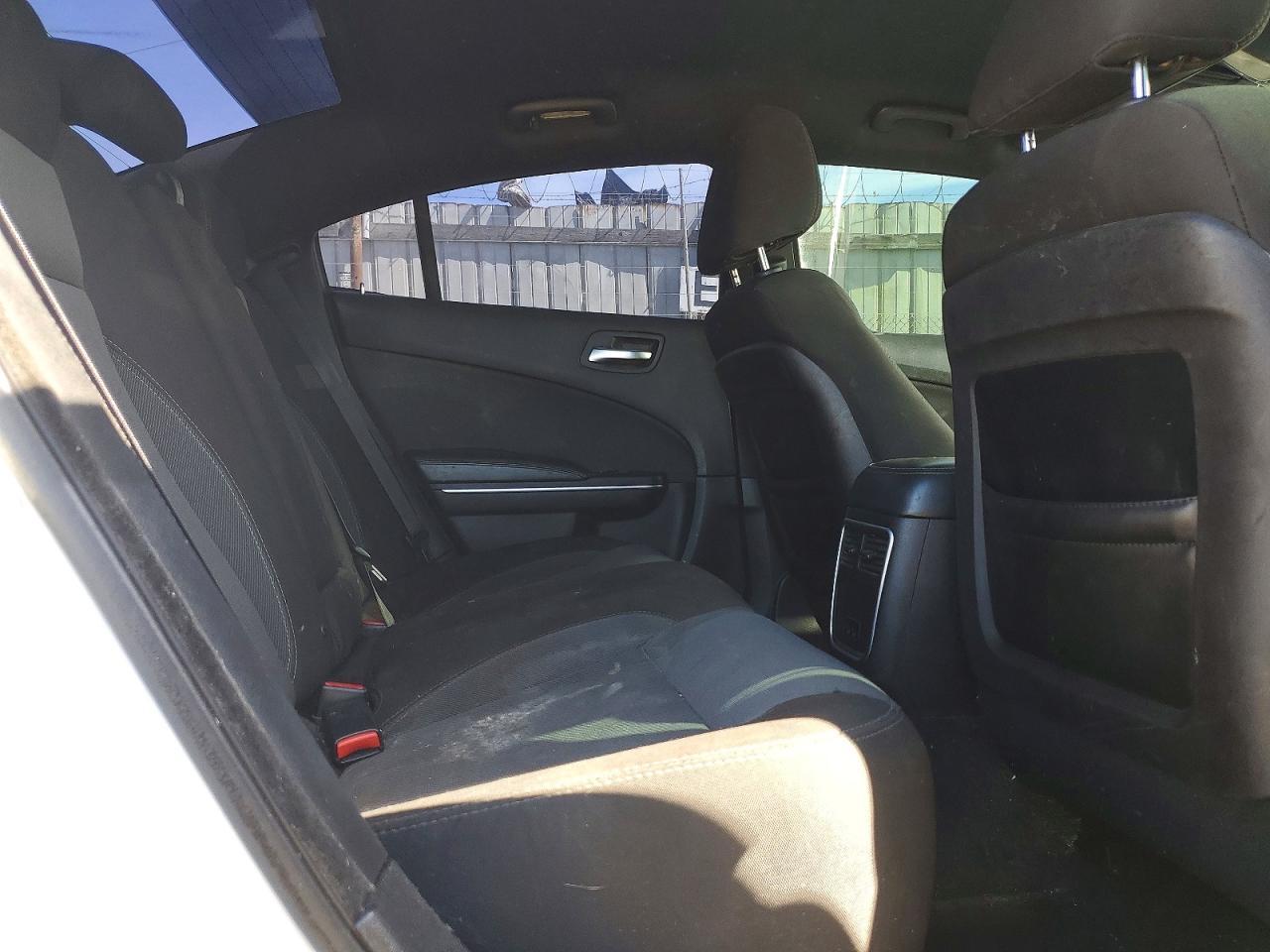 2016 Dodge Charger Se - zdjęcie 10