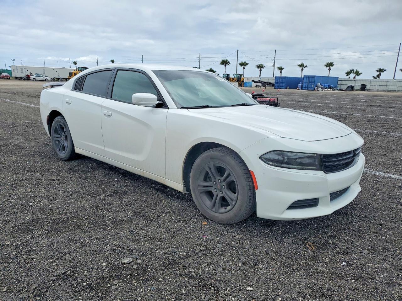 2020 Dodge Charger Sxt - zdjęcie 4