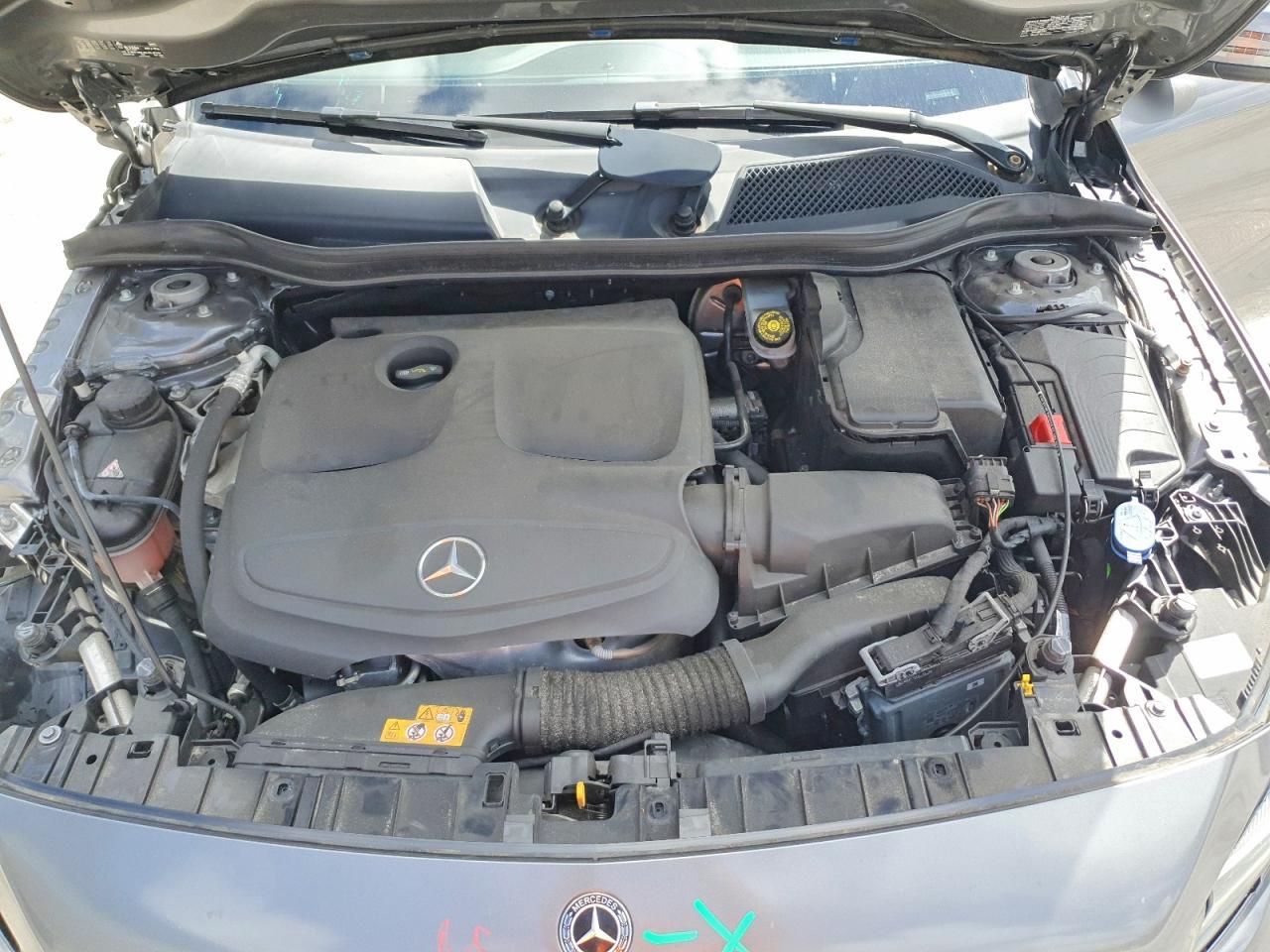 2019 Mercedes-Benz Gla 250 4Matic - zdjęcie 12