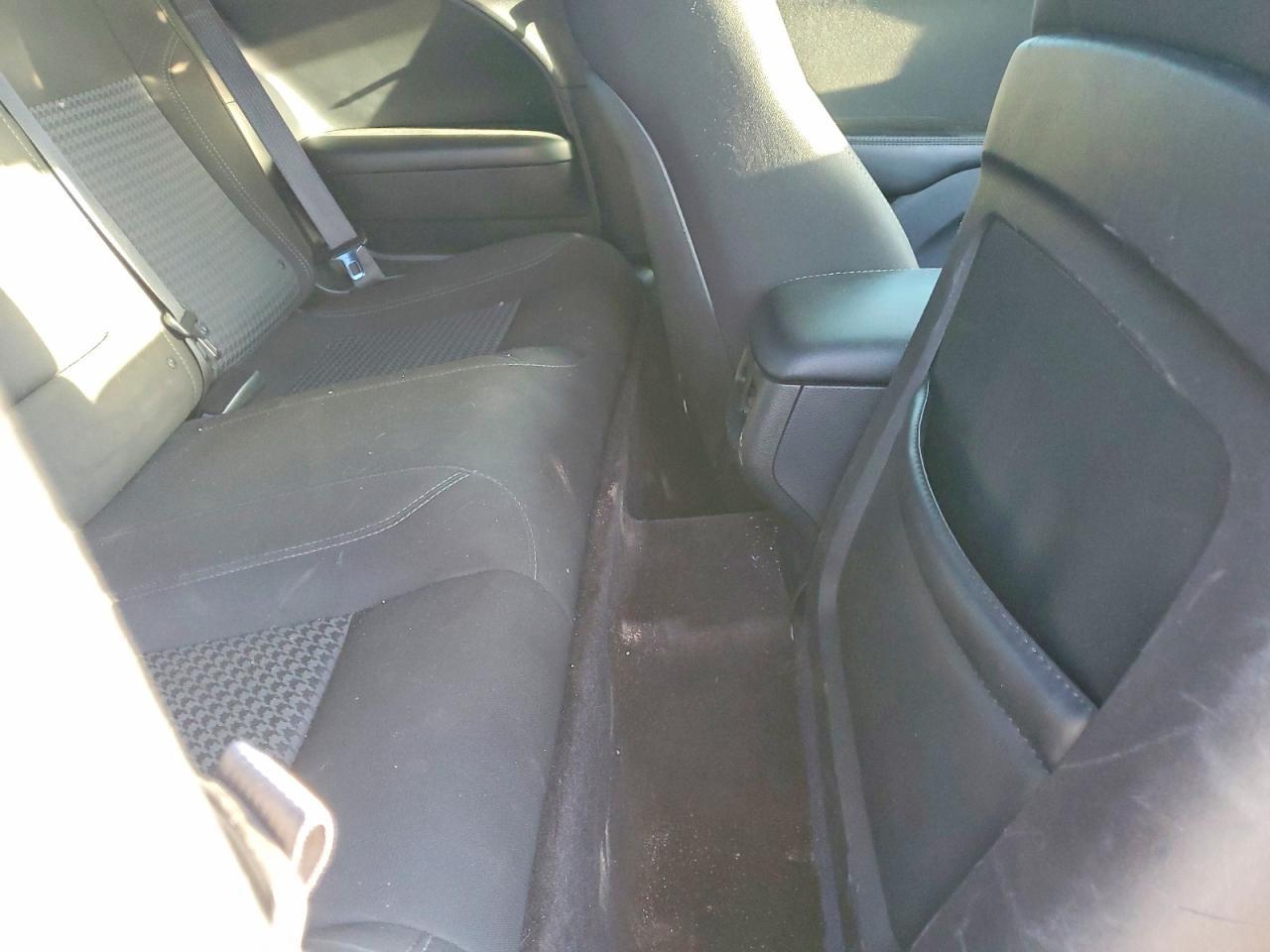 2017 Dodge Challenger R - zdjęcie 10