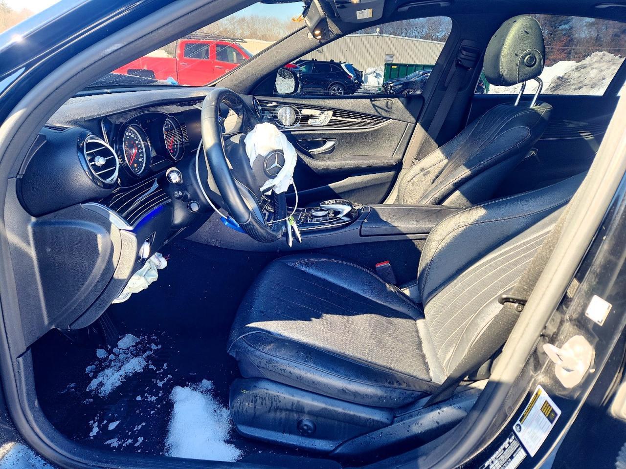 2018 Mercedes-Benz E 300 4Matic - zdjęcie 7