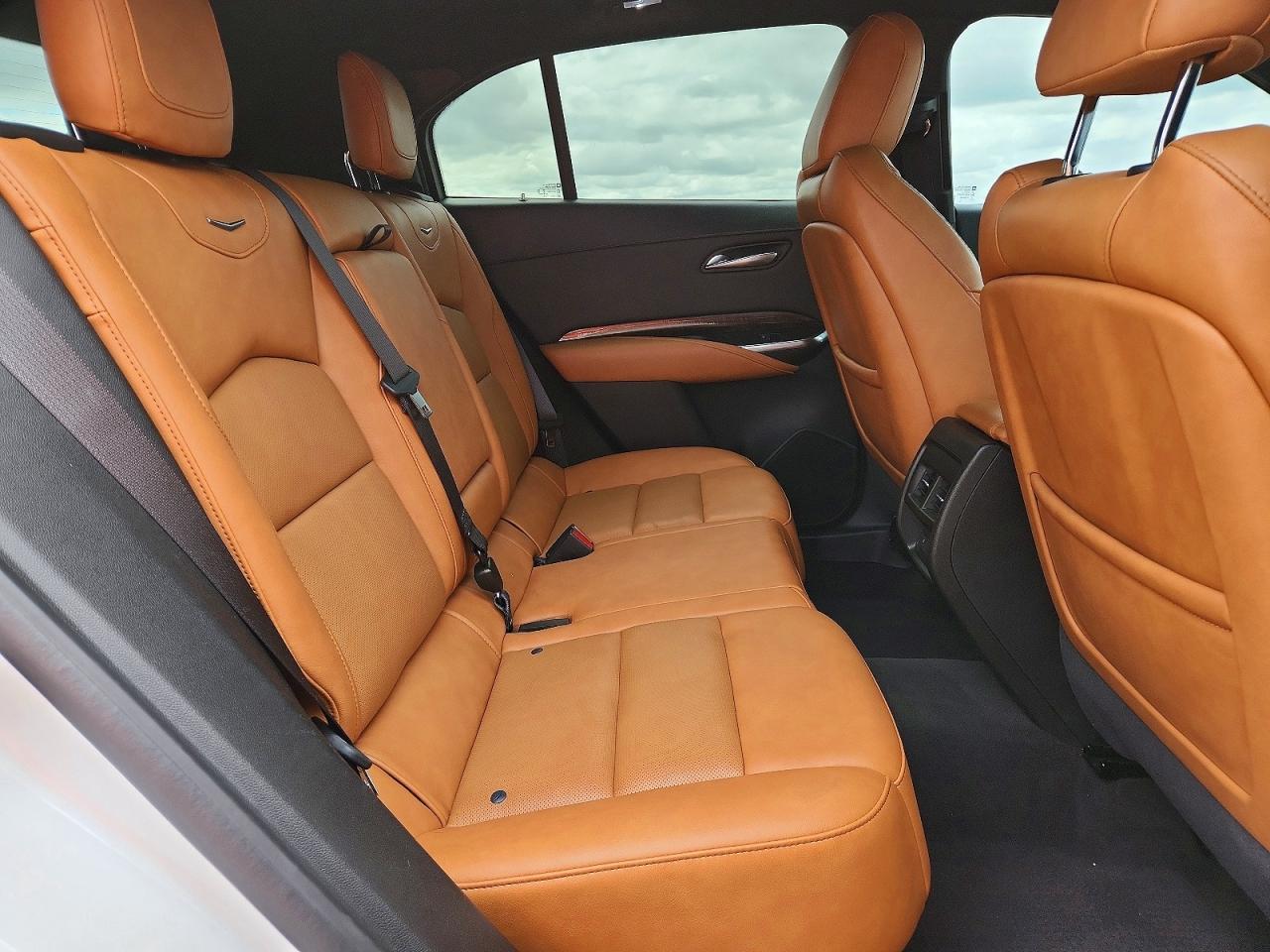 2022 Cadillac Xt4 Premium Luxury - zdjęcie 10