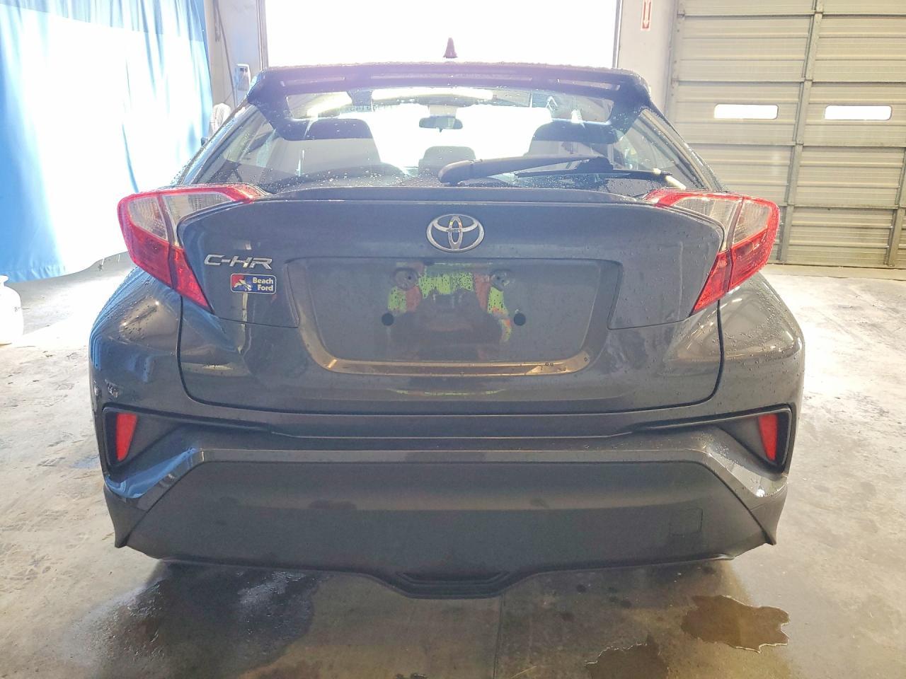 2021 Toyota C-Hr Xle - zdjęcie 6