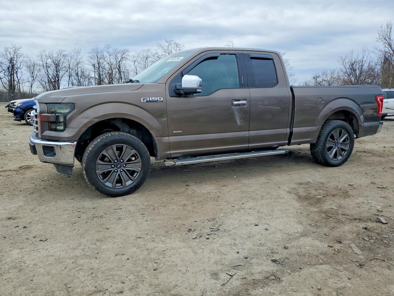 2015 Ford F150 Super Cab - zdjęcie główne