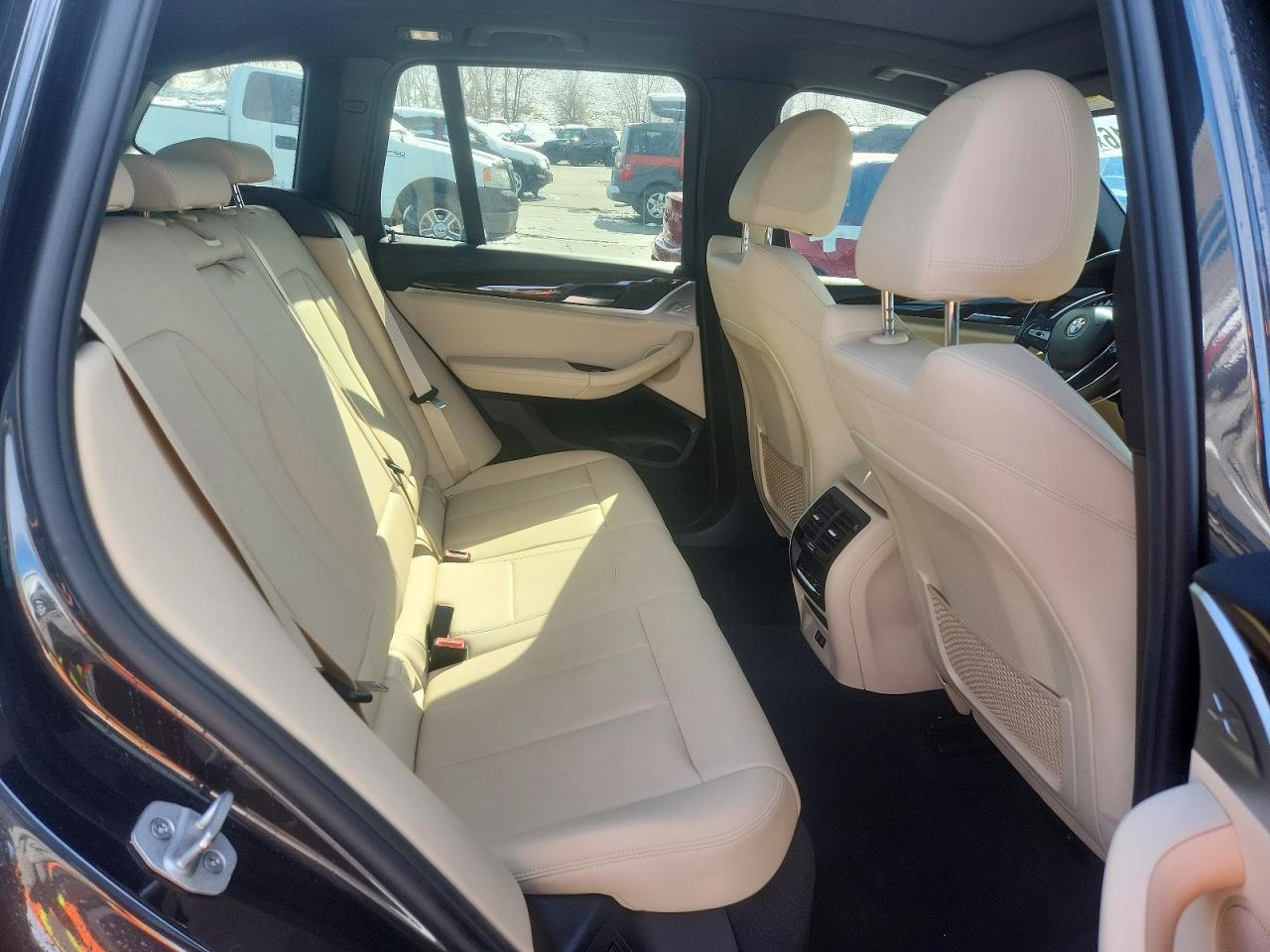 2021 BMW X3 xDrive30I - zdjęcie 11