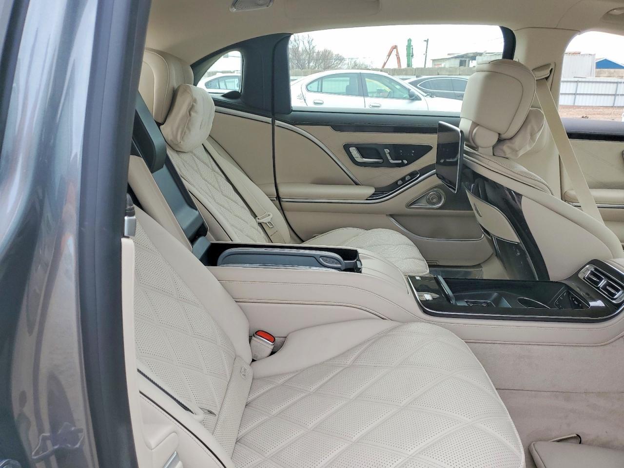 2024 Mercedes-Benz S Mercedes-Maybach S 580 4M - zdjęcie 10
