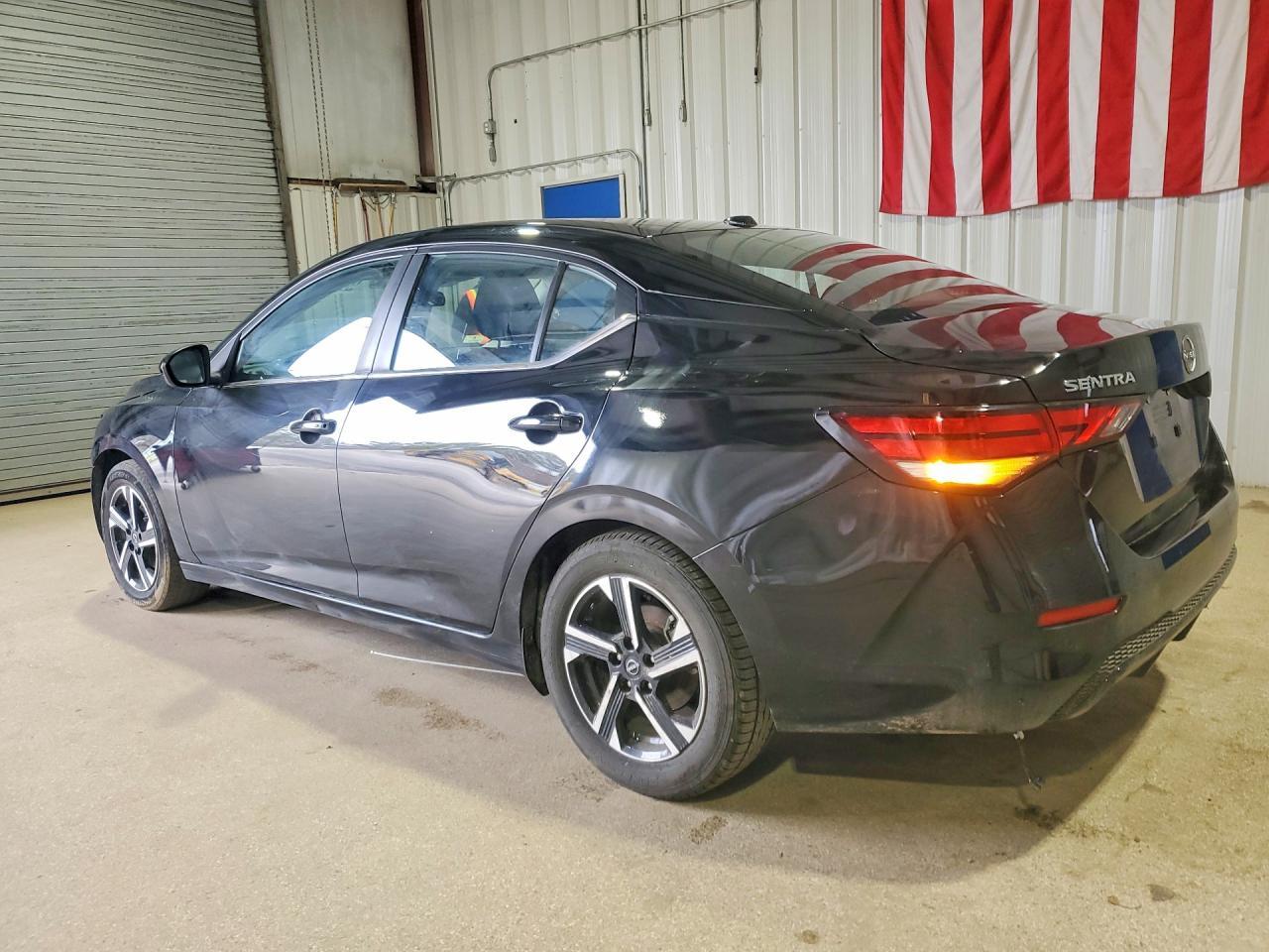 2024 Nissan Sentra Sv - zdjęcie 2