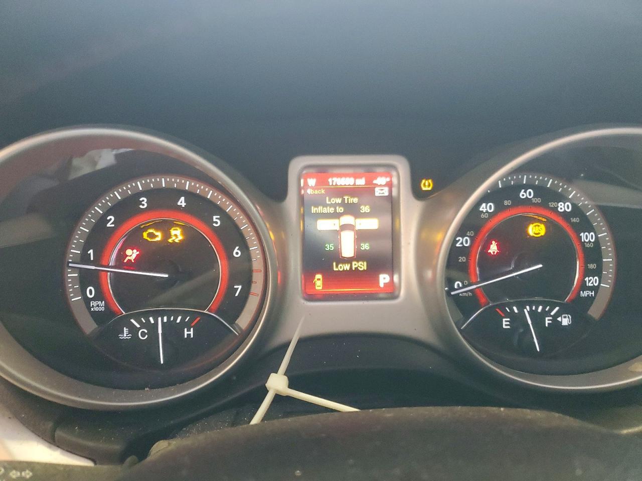 2016 Dodge Journey R - zdjęcie 9