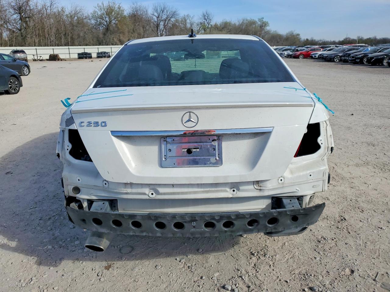 2014 Mercedes-Benz C 250 - zdjęcie 6