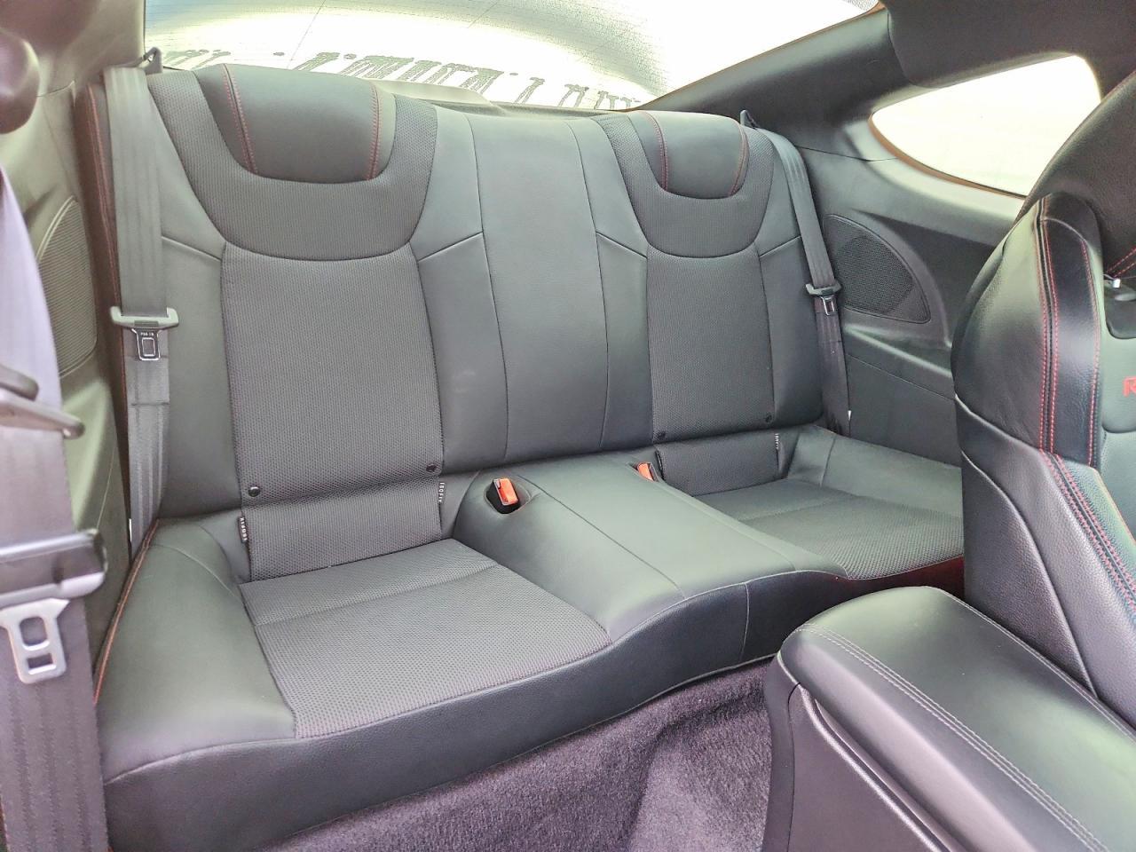 2016 Hyundai Genesis Coupe 3.8 R-Spec - zdjęcie 10