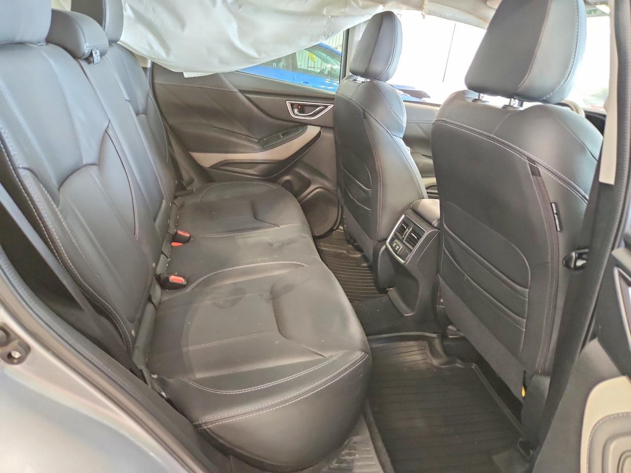 2022 Subaru Forester Limited - zdjęcie 10