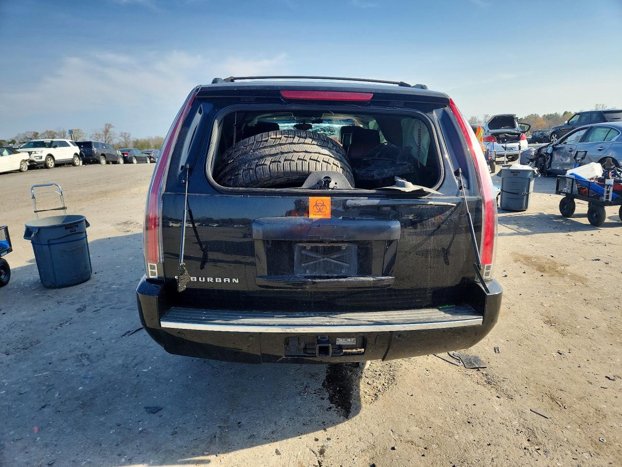 2013 Chevrolet Suburban K1500 Ltz - zdjęcie 6